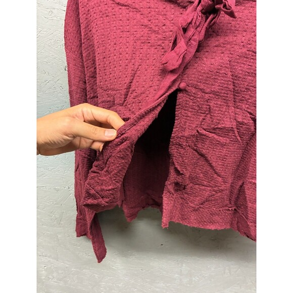 Free People Waffle Knit Long Sleeve Top Women’s Medium Burgundy Textured - Picture 11 of 11